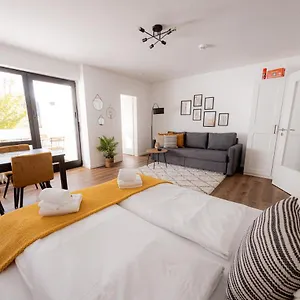 Come4stay - Seidenhof I Voll Ausgestattete Kueche I Balkon I Badezimmer Passau